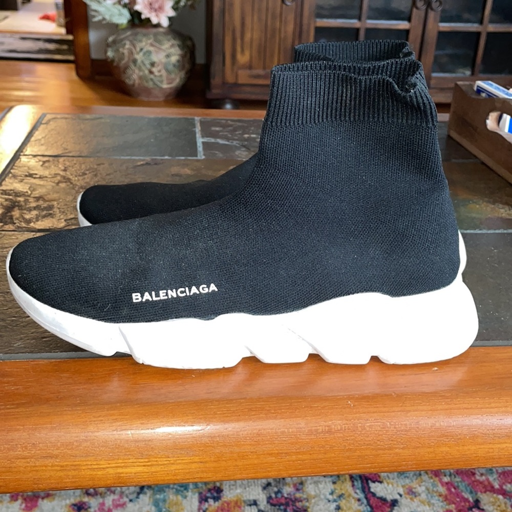 Balenciaga- Speed Trainer (like new) - Picture 2 of 3